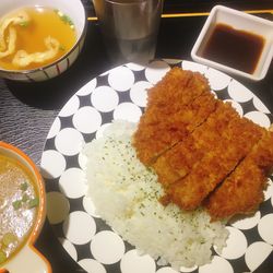 이대 일식 돈천동식당