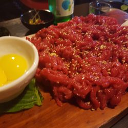 서울대입구 고기 한우육회마을 1호점
