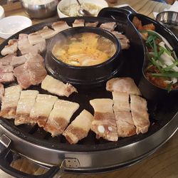 서울대입구 고기 정박사정육식당 1호점